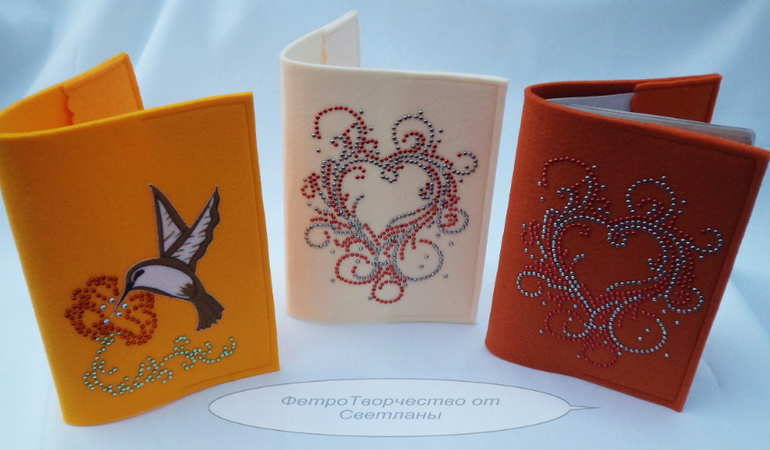 Обложки на паспорт из фетра.