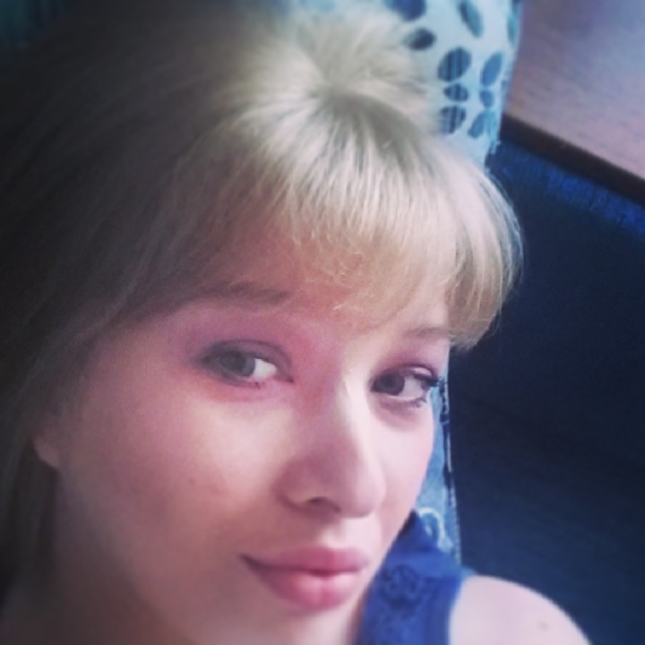 Девочки,сколько мне?)