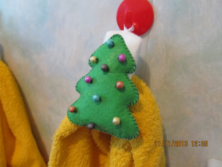 Подготовка к НГ. Держатель полотенца..