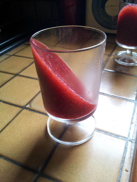 Ягодная паннакота