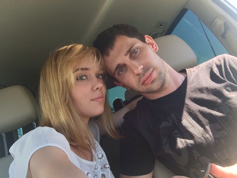 Подстриглась и покрасилась