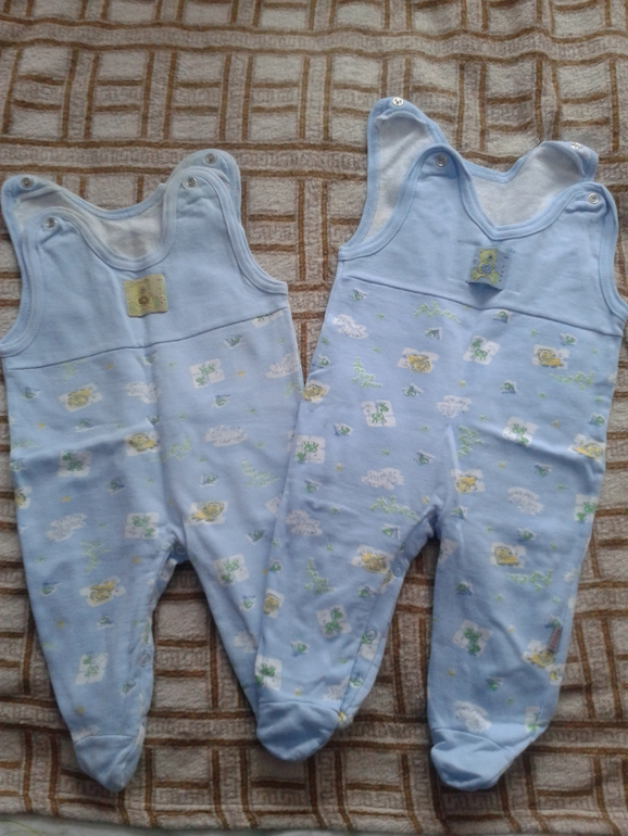 ПРОДАМ ПАКЕТОМ ВЕЩИ НА МАЛЬЧИКА.