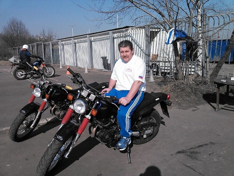 шлем в боевых условиях)