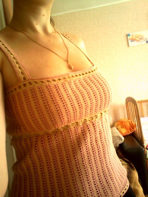 розовая маечка крючком)