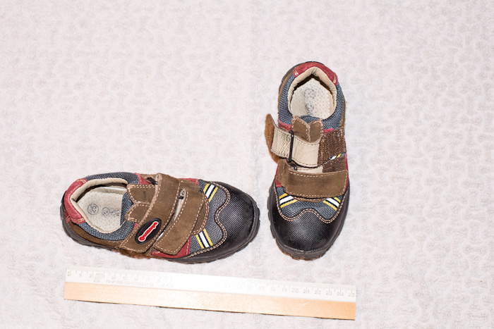 Разобрала детские вещи, всё на продажу. И немного взрослых вещей тоже (в конце списка).