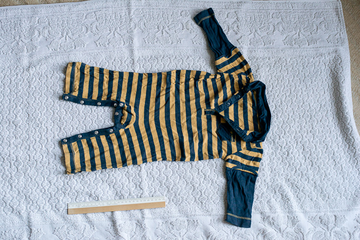 Разобрала детские вещи, всё на продажу. И немного взрослых вещей тоже (в конце списка).