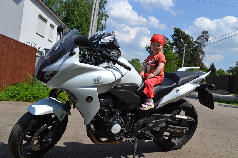 и еще немного наших фоток! мы как обычно на позитиве!!