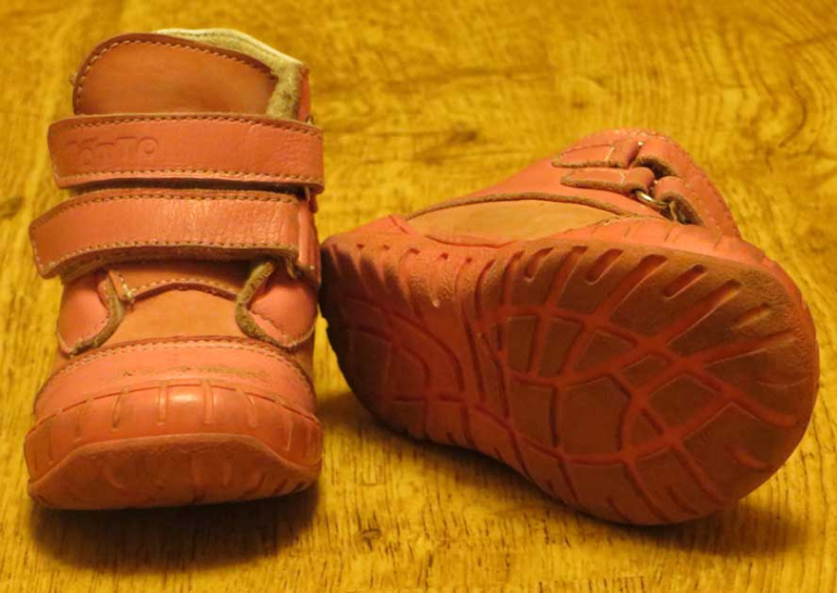 Осенние ботиночки фирмы тотто