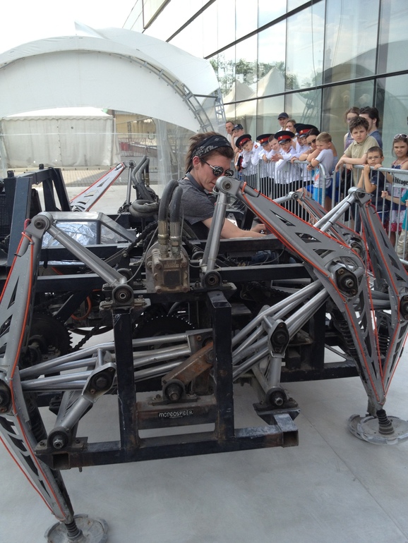 Бал Роботов и мы там были ) !