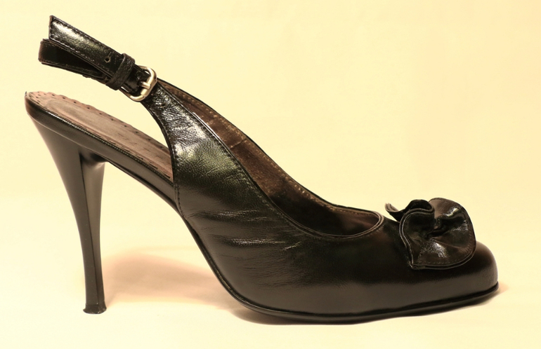 Продам Черные туфли Valley