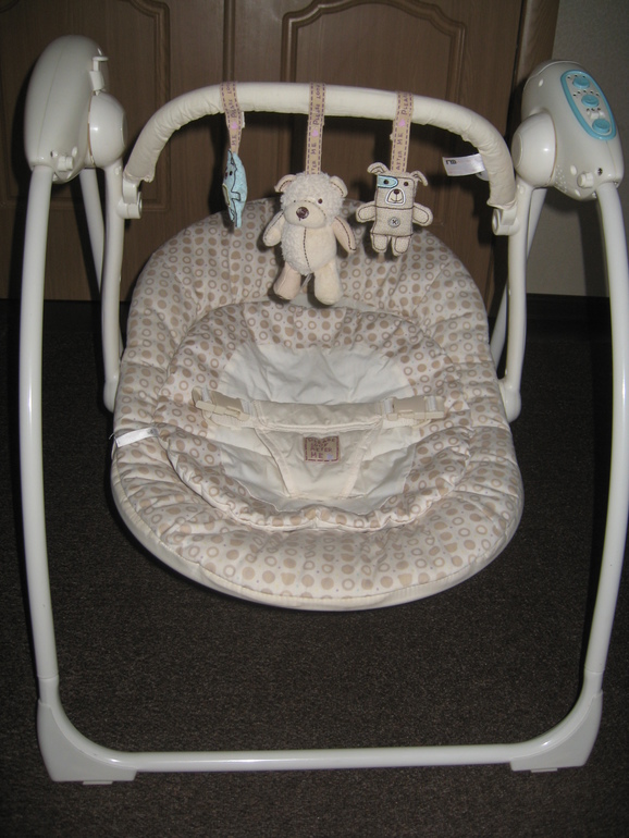 Продам КАЧЕЛИ Mothercare, мало б/у, 2000р.