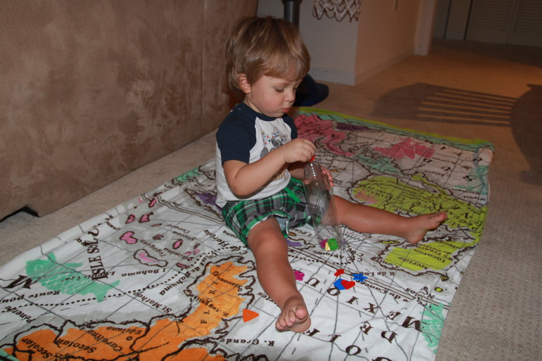 Игра - искалка (I spy bottle)