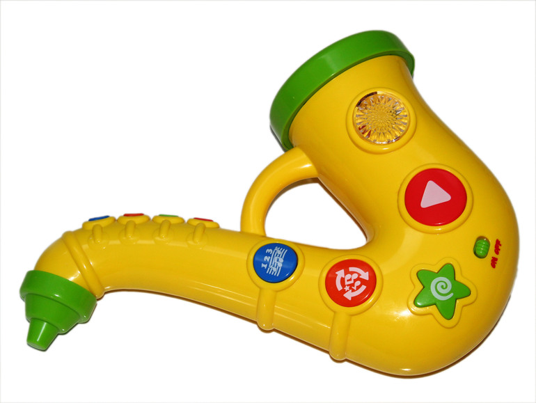 Игрушки в год и десять