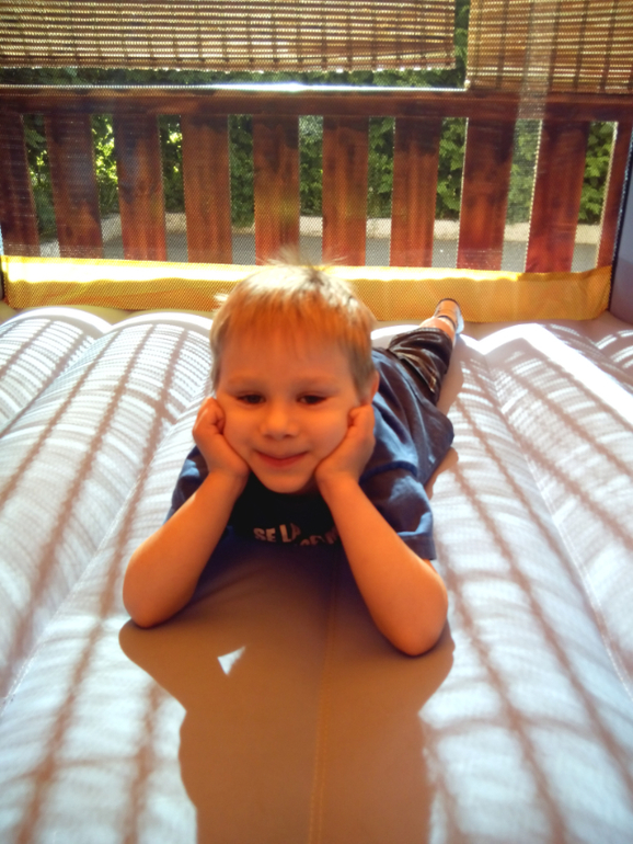 Про садик и немного фоточек))