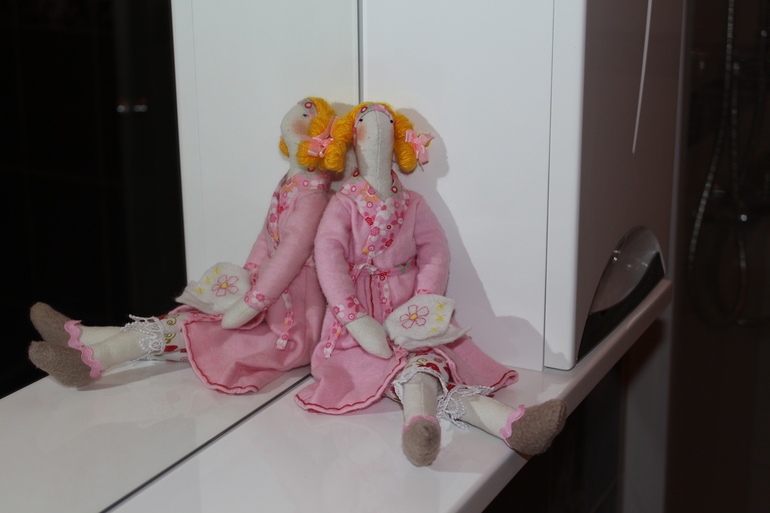 Наш банный, т.е. ванный ангел