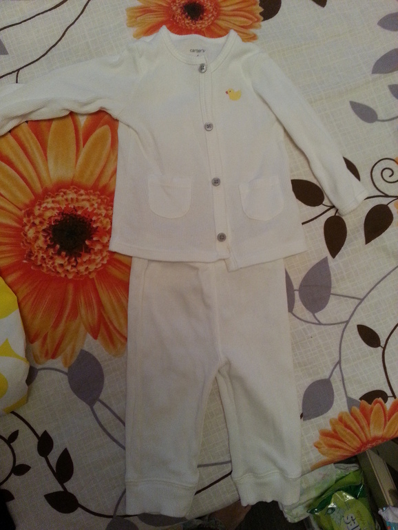 вещи на девочку 3-9 месяцев Carters