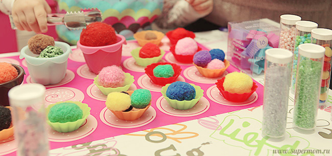 Пир из самодельного пластилина
