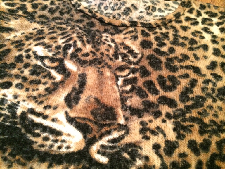 Одежда 42-44-46 новая и в идеале. Дешево.