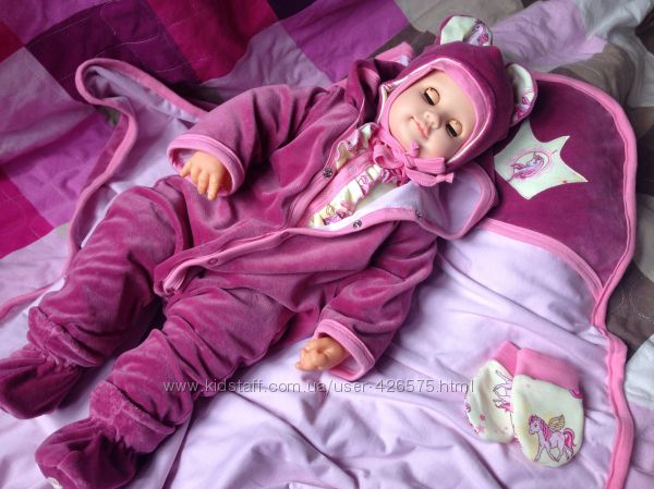 В наличии. Набор для девочки из 7 вещей. 0-3 месяца. На выписку.