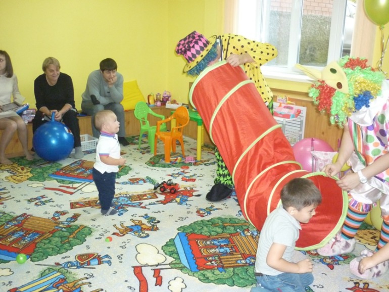 На открытии детского сада