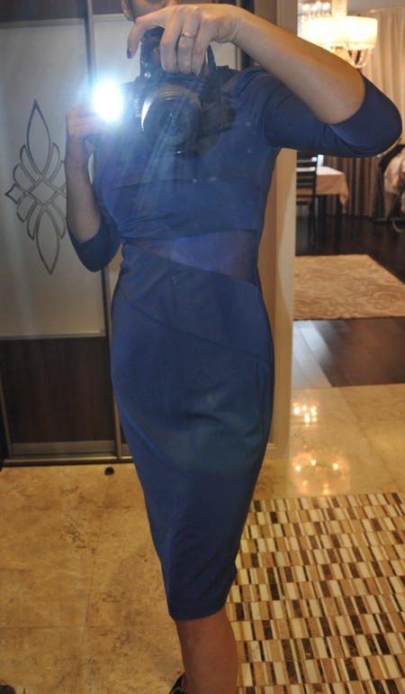 Продается платье фаворини 46 размер ( немного маломерит)