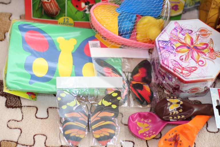 А к нам прилетели бабочки!