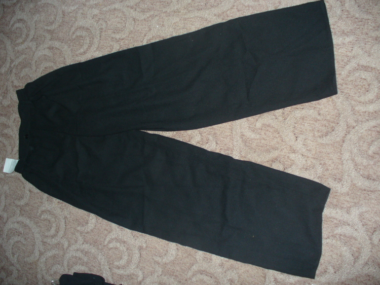 Новые брюки.Женские  добавила(Р.42.44.46)Раз 27  мужские( Бутово)