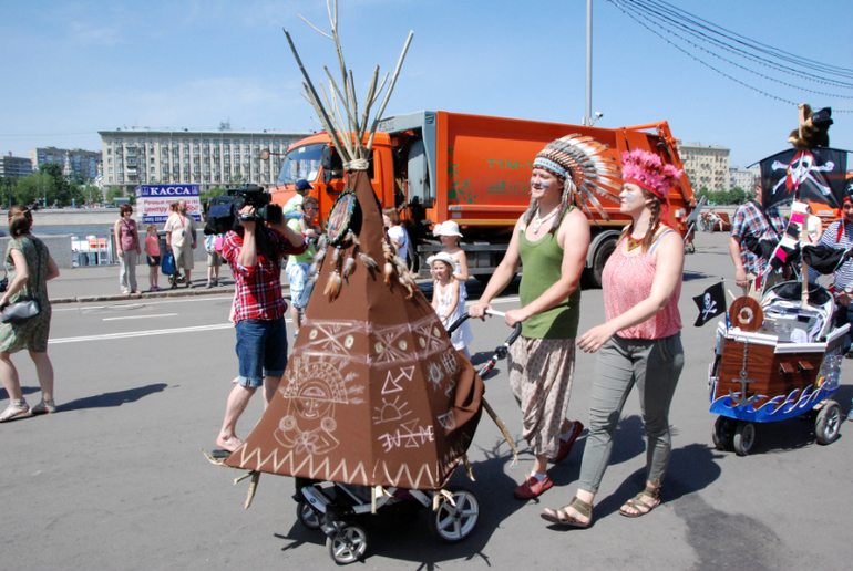 Парк Горького и Парад колясок 2014