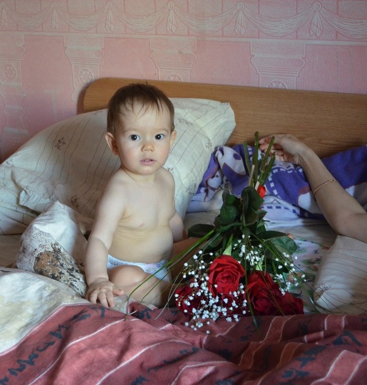 Вот и нам исполнился годик)