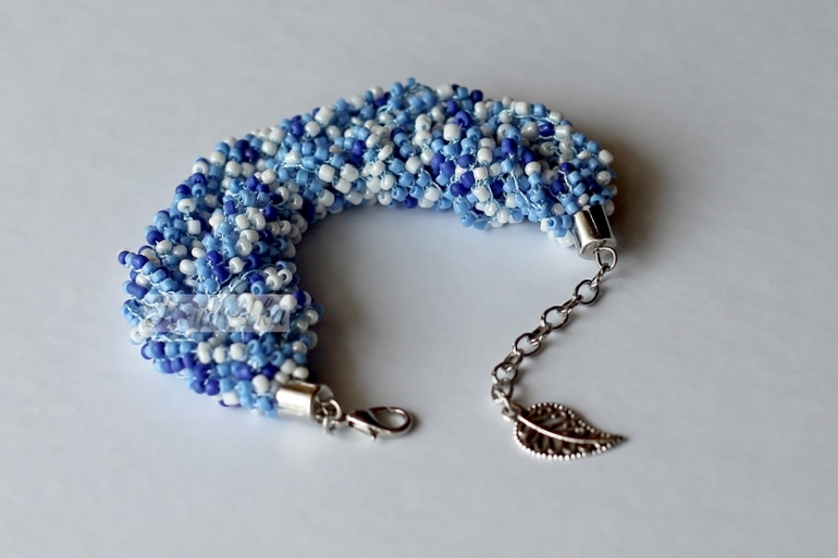 Браслеты из бисера. Продолжаю пополнять коллекцию)