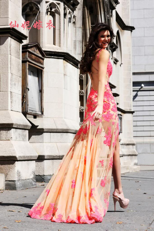 Вечерние платья от 2000р!