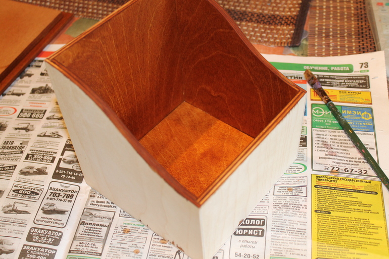 Совместный декупаж короба для специй.