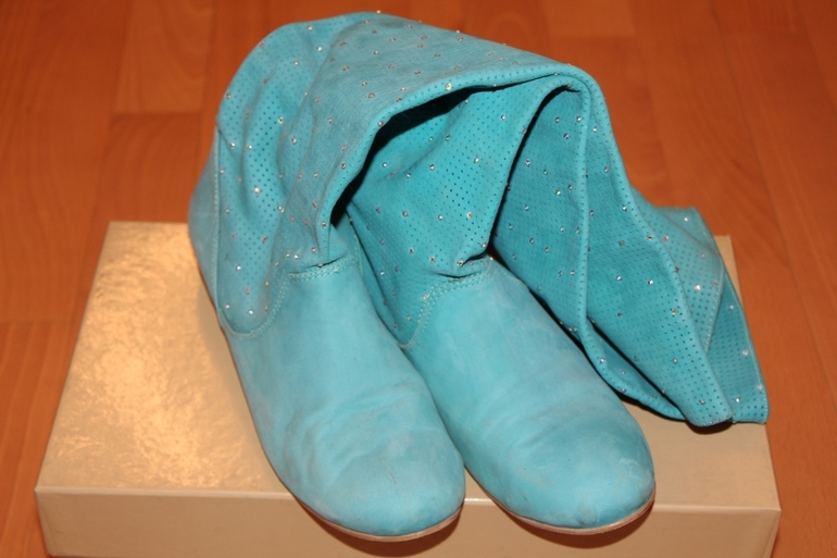 Добавила!!!Брендовые туфли Versace, Dior, Christian Louboutin, Miu Miu