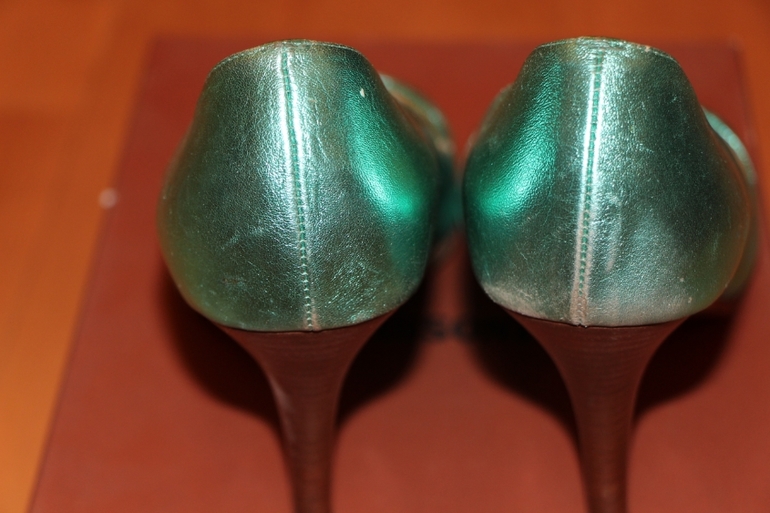 Добавила!!!Брендовые туфли Versace, Dior, Christian Louboutin, Miu Miu