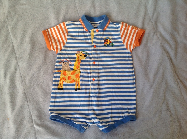 Брендовые вещи на маленького модника!