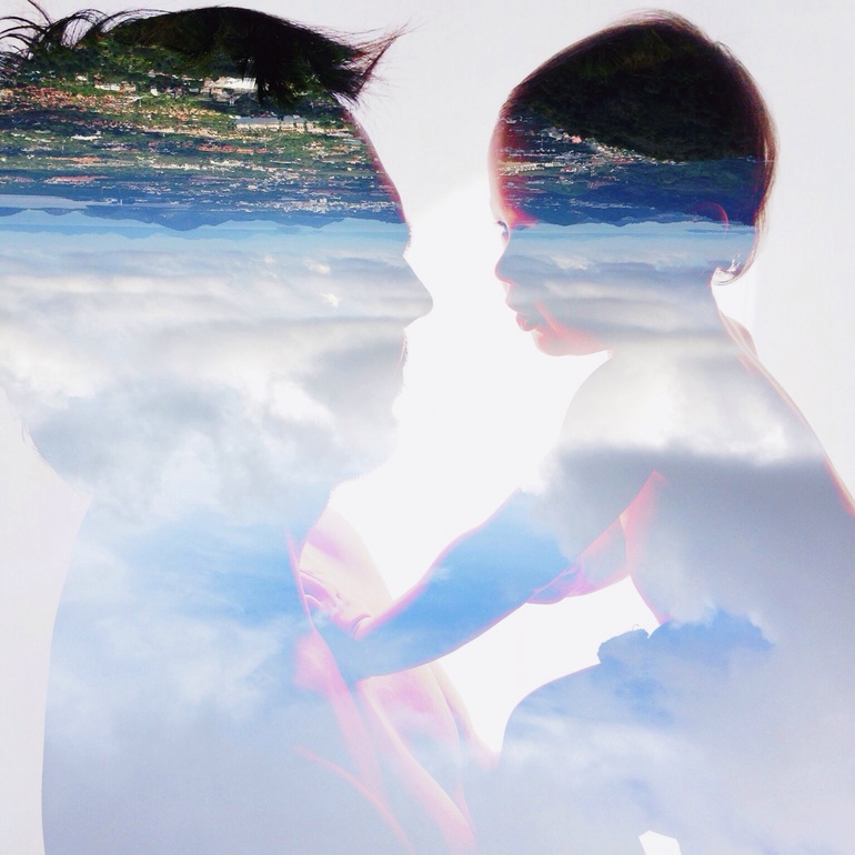 В этих людях море, небо, Тай, облака и конечно много любви!