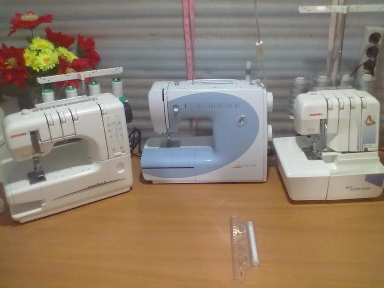 распошивальная машина джаноме ковер про. распошивальная машина джаноме ковер про. оверлок hobby 440d. джаном ковер про. распошивальная машина janome coverpro 8800 cpx.