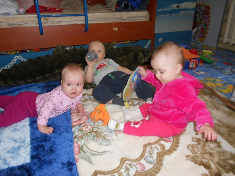 Полине 7 месяцев, поход в поликлинику.