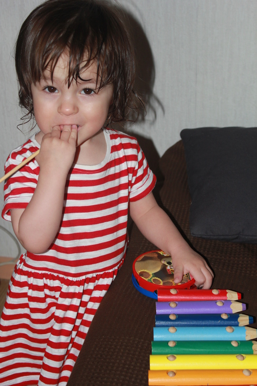 Изучаем цвета_Красный