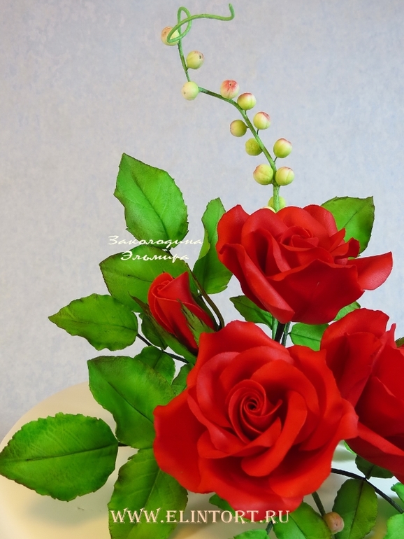 Торт с розами на юбилей.