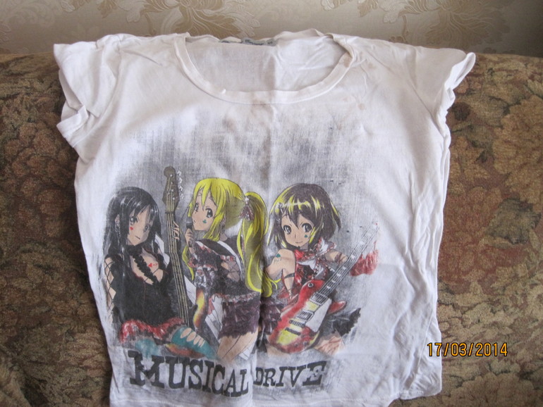 Отдам даром одежду для девочки подростка