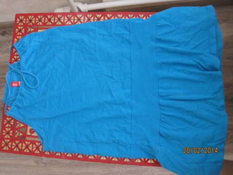 Отдам даром одежду для девочки подростка