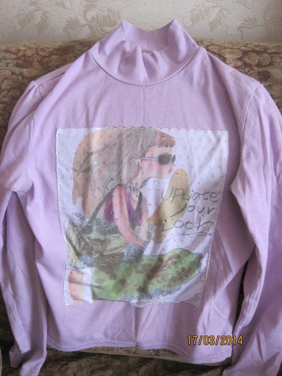 Отдам даром одежду для девочки подростка