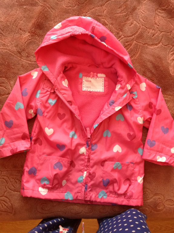 Дождевик на флисе и жилетка mothercare для дев 18-24