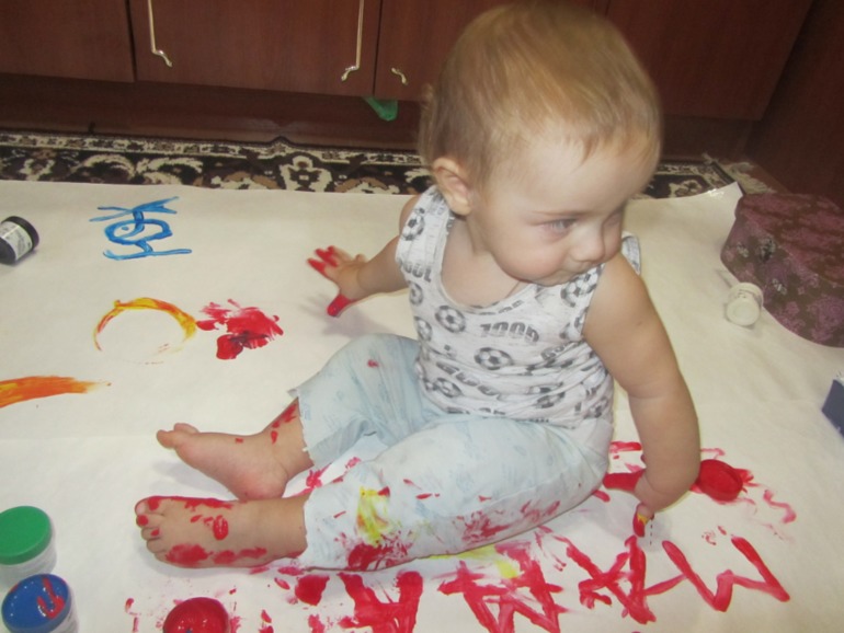 Зубы и пальчиковые краски)