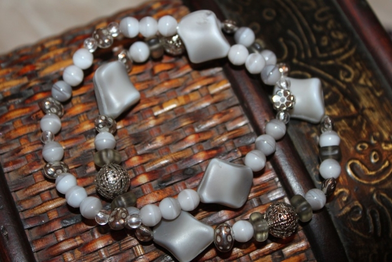 Еще браслетики!