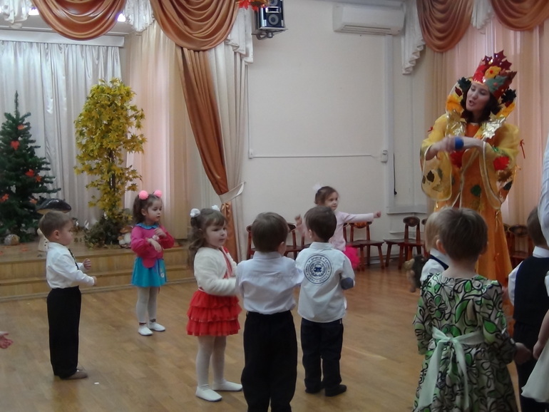 праздник осени. просто фото. пардон за качество)