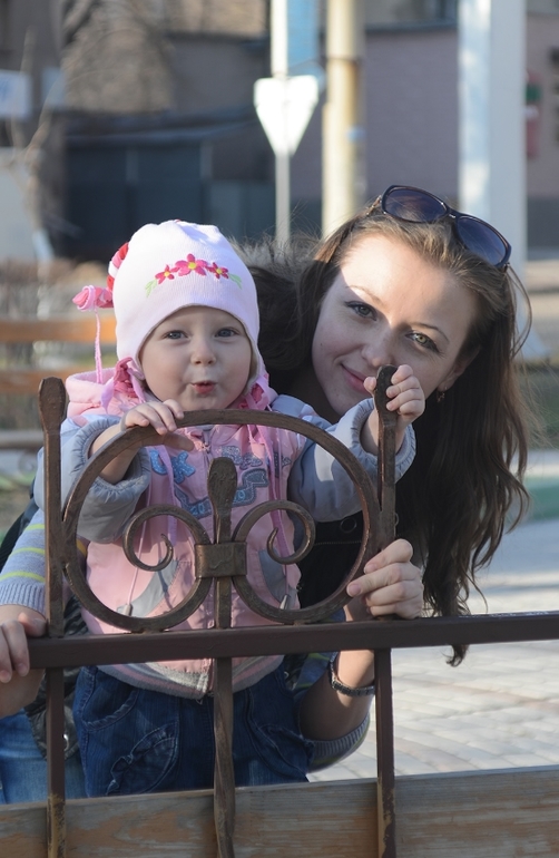 Аришка-мартышка (год и пять)