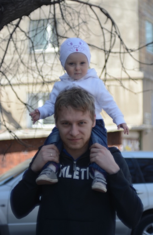 Аришка-мартышка (год и пять)