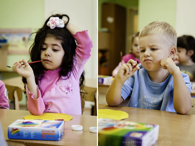 Один день из жизни в детском саду. Часть 1. Рисуем.